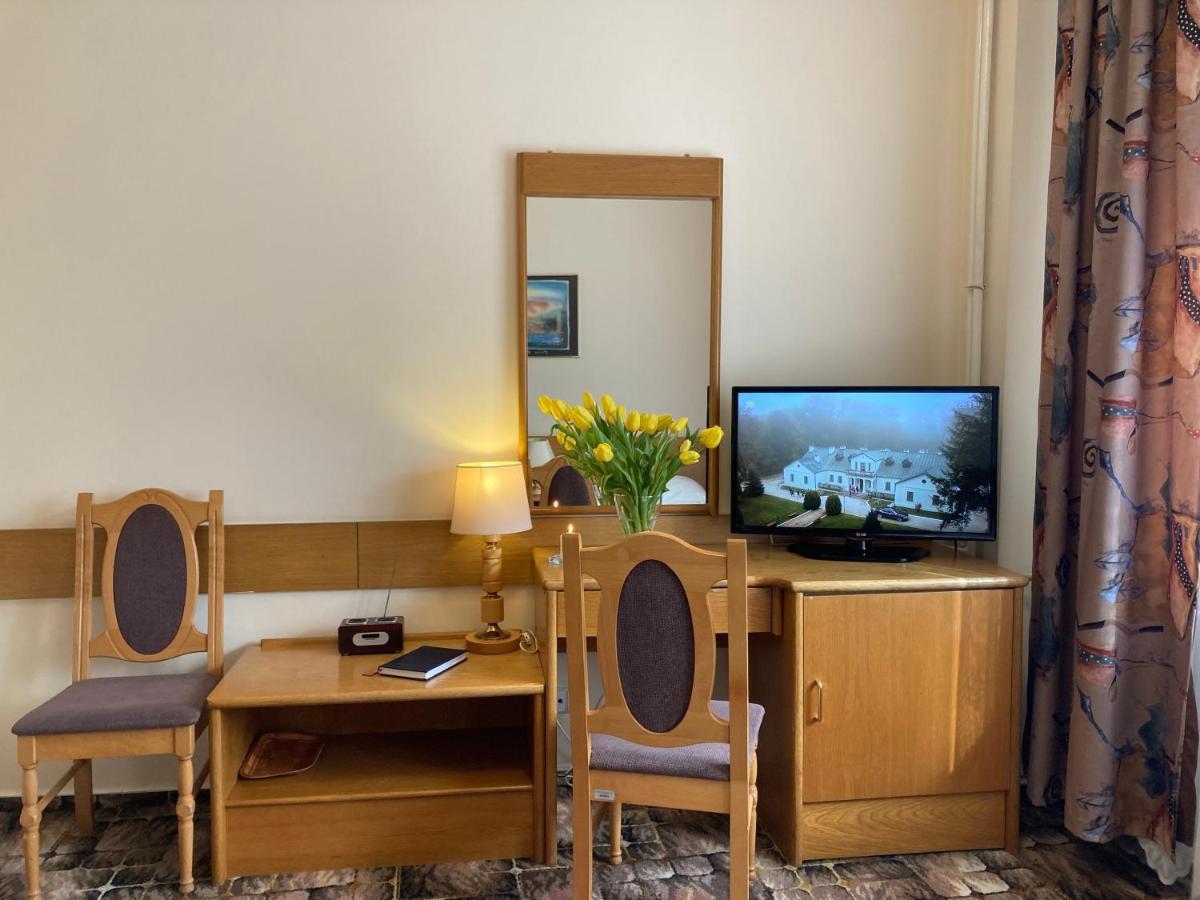 Karat Bed and Breakfast Warszawa Eksteriør billede