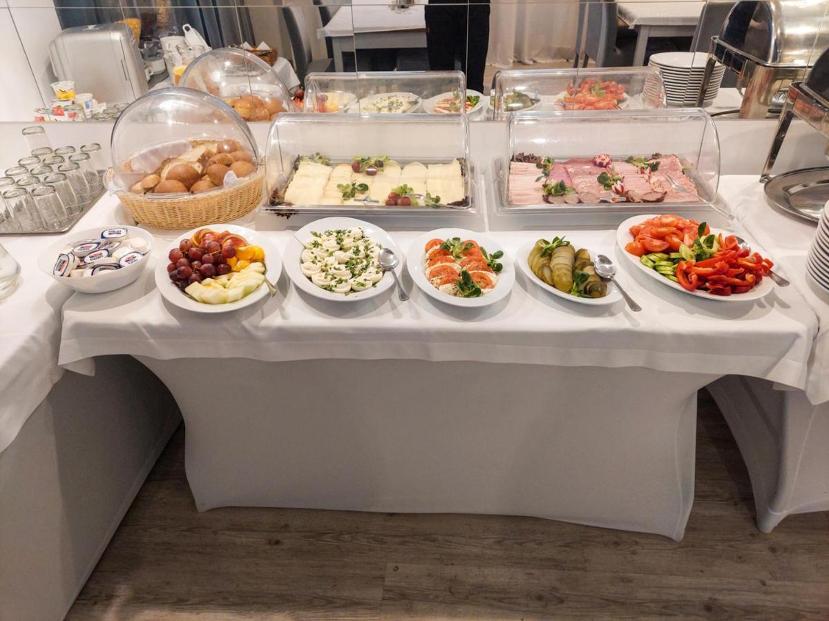 Karat Bed and Breakfast Warszawa Eksteriør billede