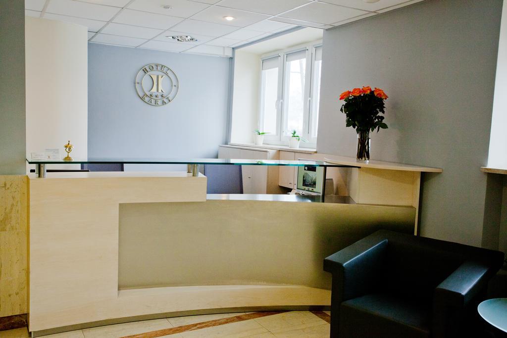Karat Bed and Breakfast Warszawa Eksteriør billede