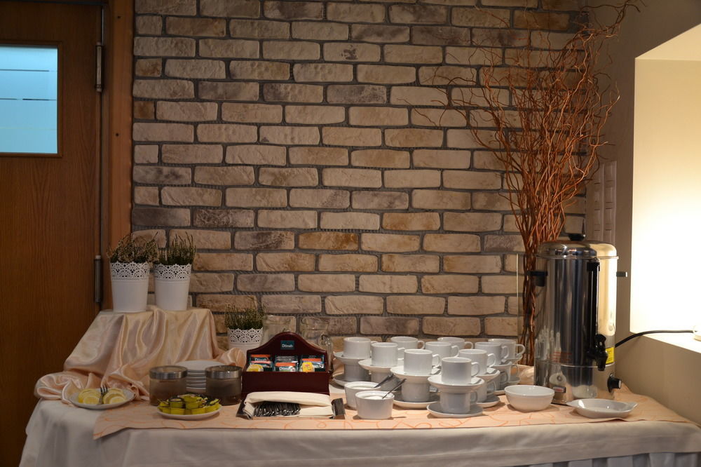 Karat Bed and Breakfast Warszawa Eksteriør billede